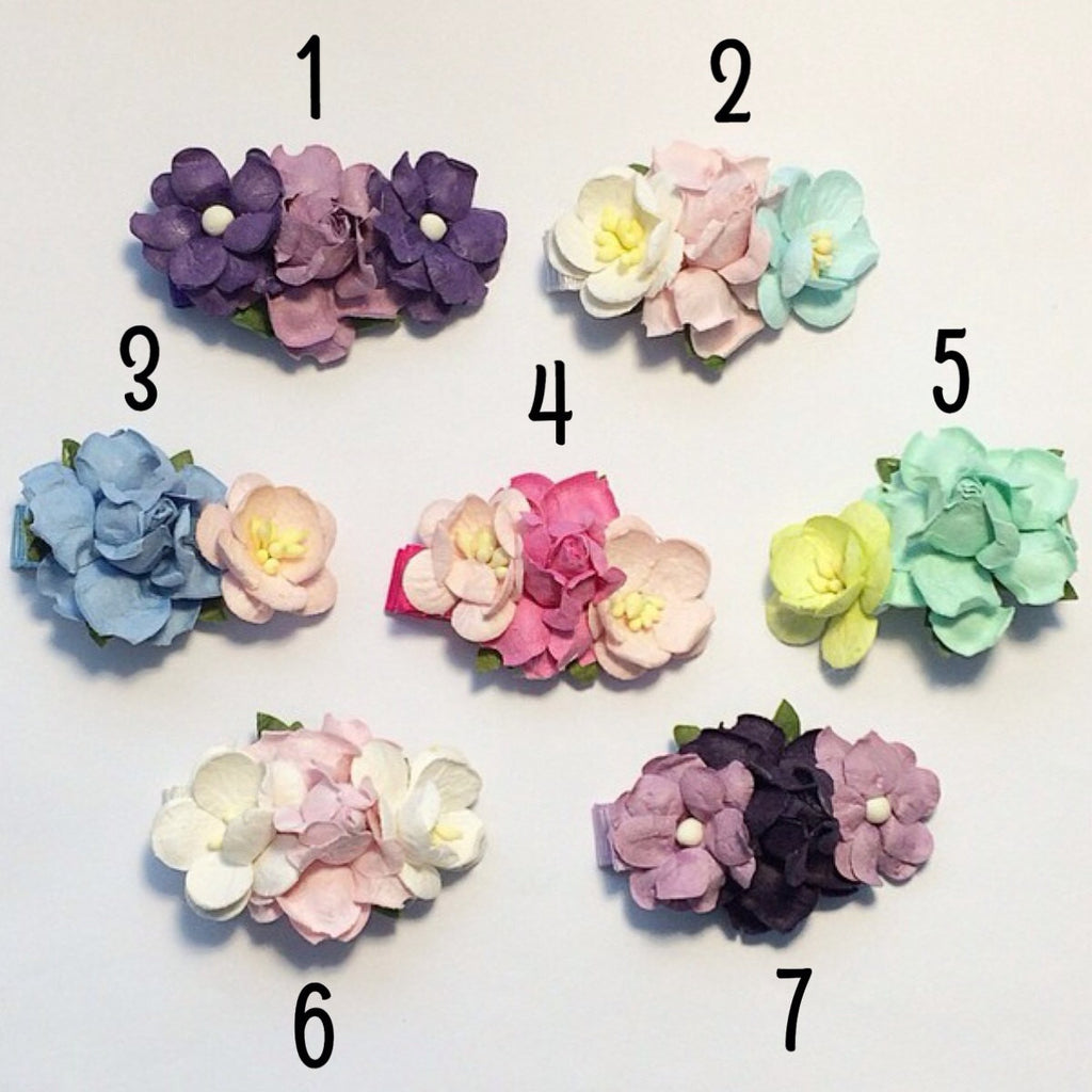 Lola Flower Clips
