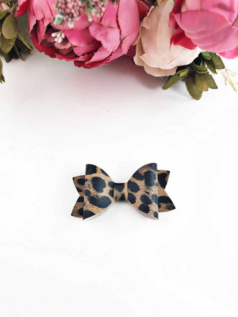 Leopard Bow