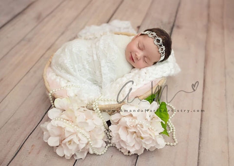 Joellie- Diamond Shaped Headband